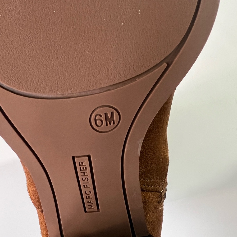 Marc Fisher Rodana Medium Brown Suede Ankle Boots 6 - Picture 8 of 9